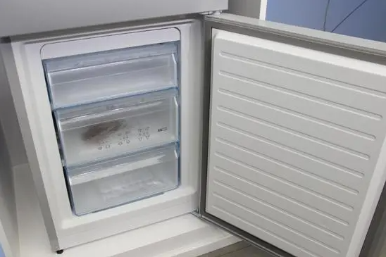 91畅修保【为什么冰箱冷冻室不制冷？看完你就知道了】